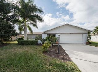 4432 Beechwood Lake Dr, Naples, FL 34112