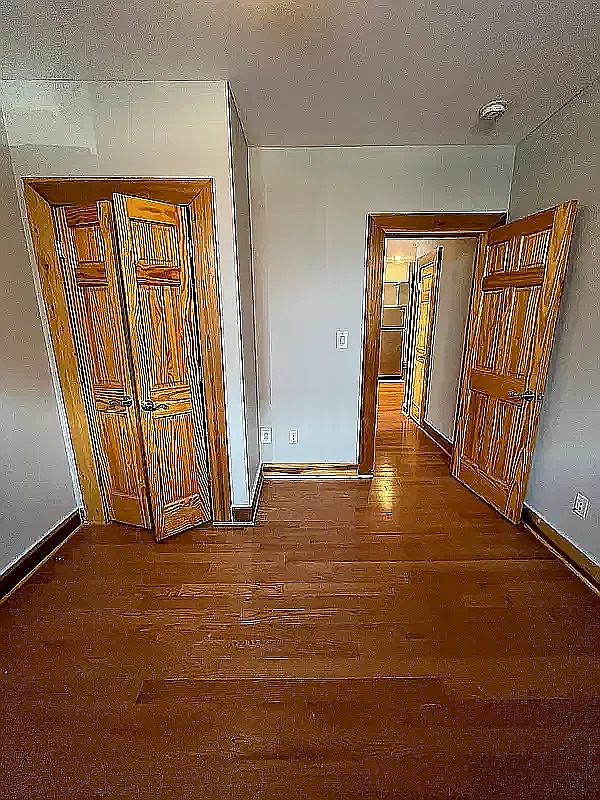 340 Webster Avenue — Photo 4