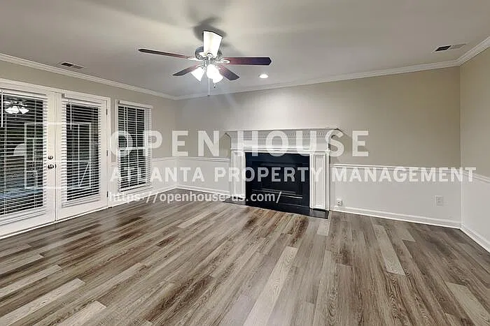 4 bed, 2.5 bath, 2924 sqft, $2,800 — Photo 4
