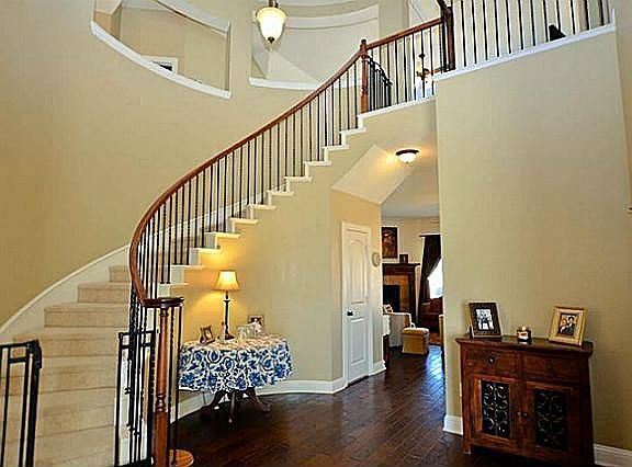 4th image of 2752 Portside Dr