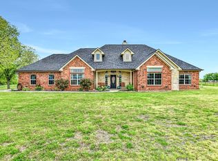 606 Calimus Flatt Rd, Bells, TX 75414