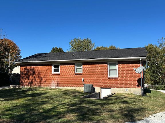 2nd image of 803 Claybrook Ave