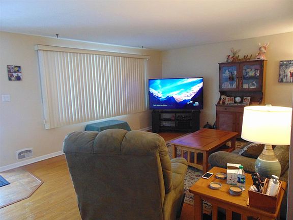 3rd image of 3605 N Lanewood Dr