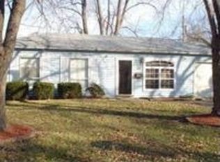 62 E Adams Dr, Cahokia, IL 62206