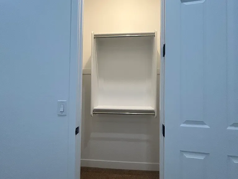 Bedroom4 with Walk-In Closet