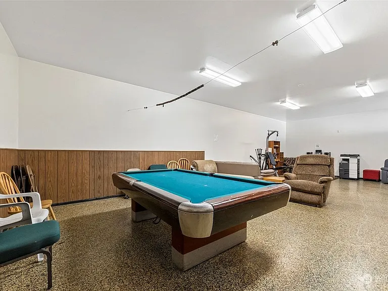 414 Boulevard St #202 — Photo 27