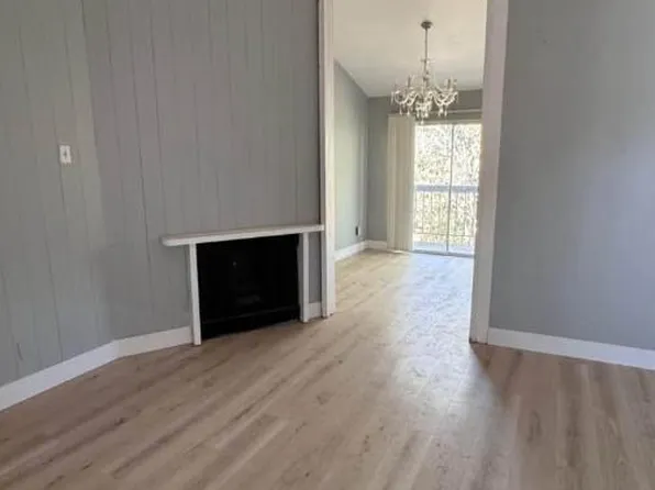 1326 Oak Terrace Ct APT 12, Sacramento, CA 95825