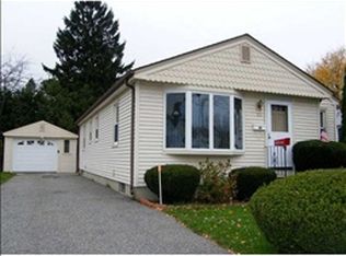 33 Simpson St, North Providence, RI 02911