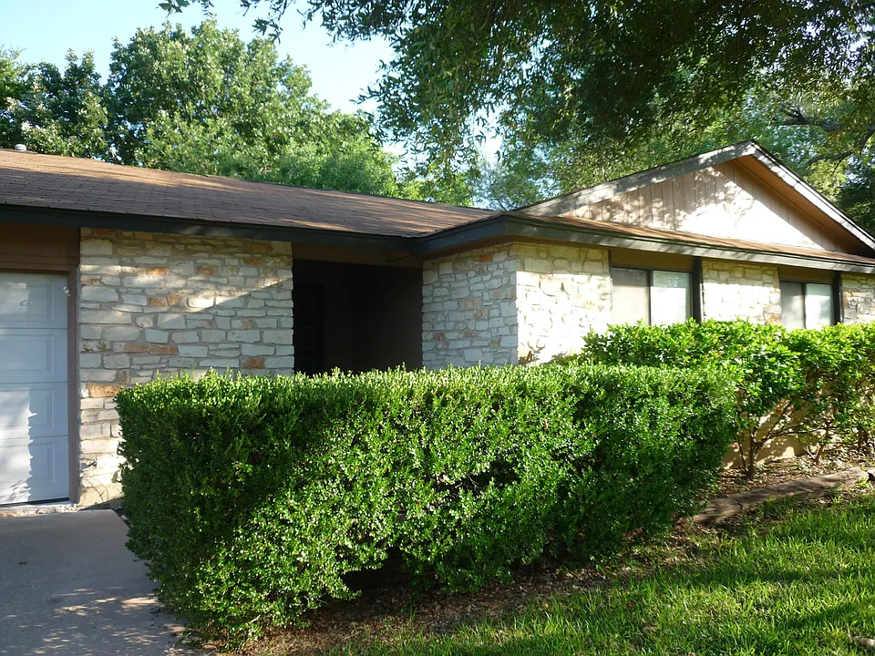 603 Windsor Rd