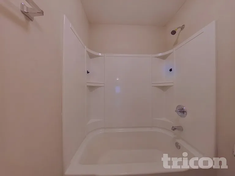 418 Daffodil Dr — Photo 14