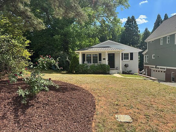2nd image of 2627 Davis St