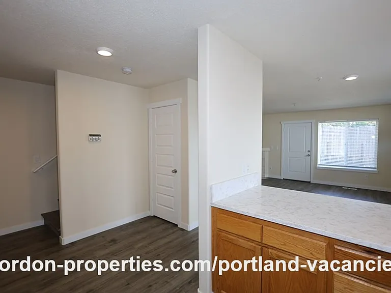 5407 SE 121st Ave — Photo 13