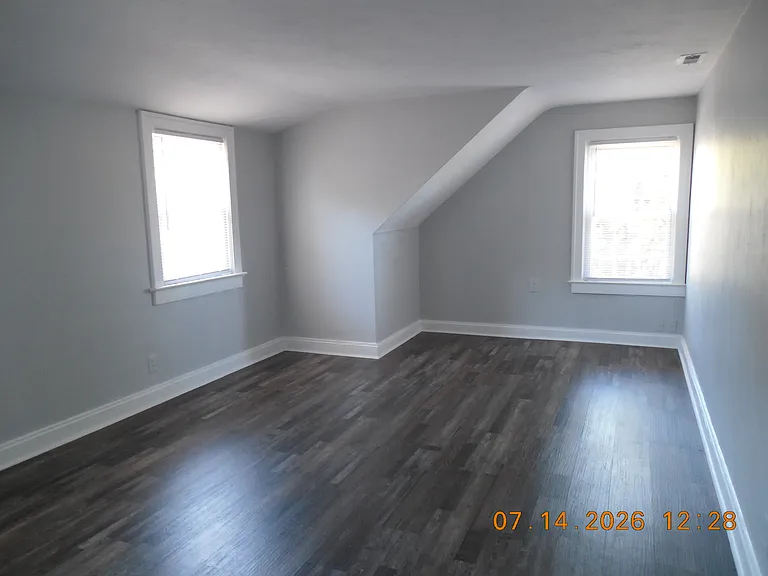 1232 W Ocean View Ave #B — Photo 9