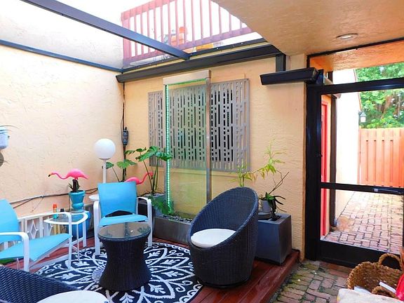 4th image of 797 S Riverside Drive #797