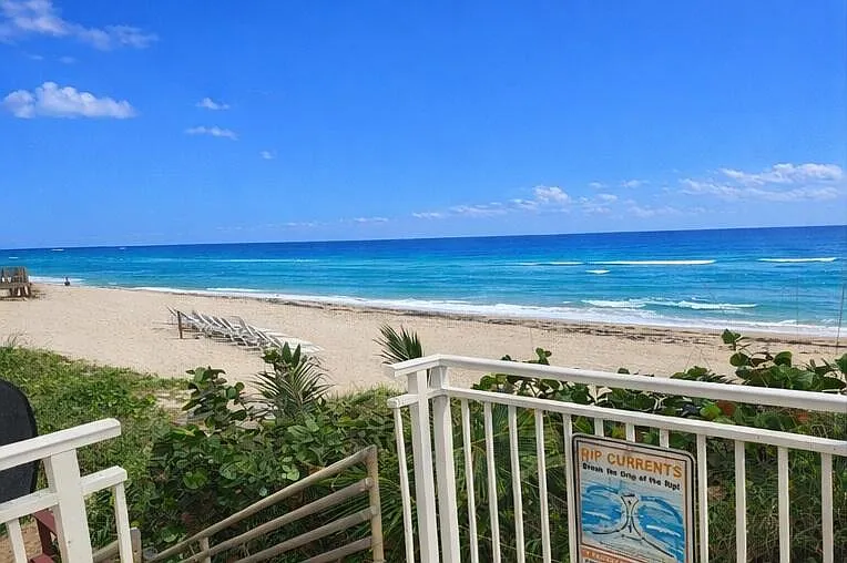 2 bed, 2.0 bath, 1395 sqft, $5,000 — Photo 4