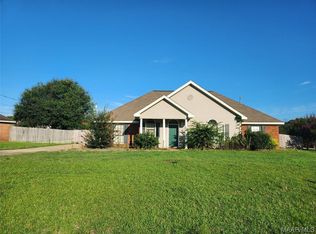 29 Wildwood Dr, Deatsville, AL 36022