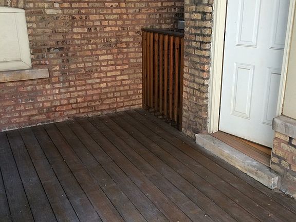5th image of 4418 N Rockwell St #2