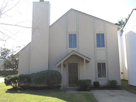 2nd image of 811 Housman Ct