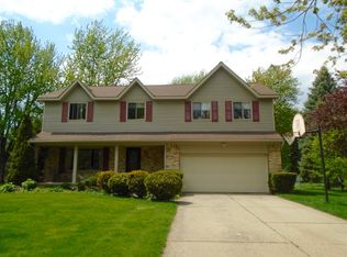 5296 Lethbridge Rd, Grand Blanc, MI 48439