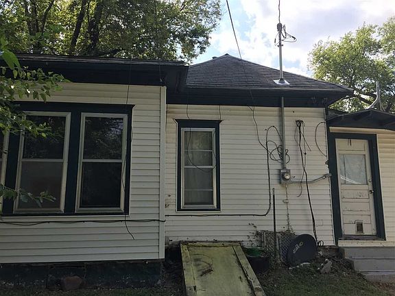 5th image of 507 W Lincoln Ave