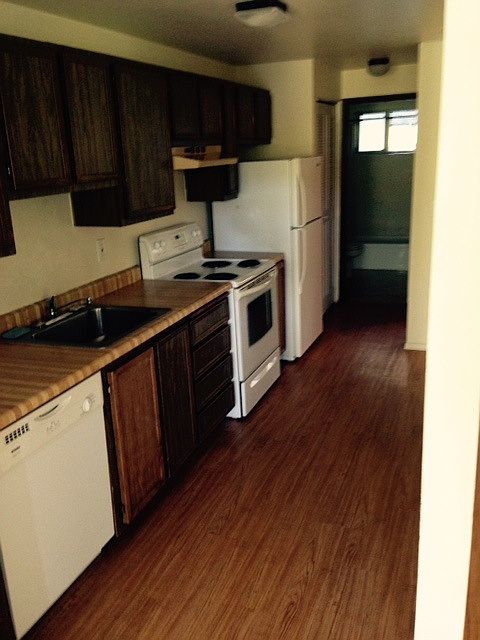 2nd image of 4704 SW Beaverton Hillsdale Hwy APT 1