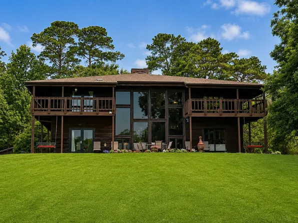 2405 Carriage Lamp Ln, Conroe, TX 77384
