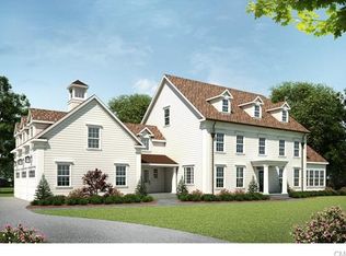 5500 Congress St, Fairfield, CT 06824