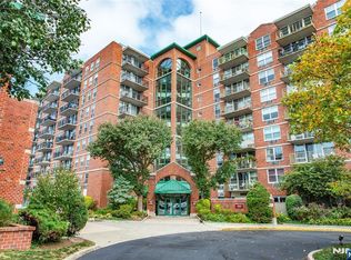 300 Main St APT 413, Little Falls, NJ 07424