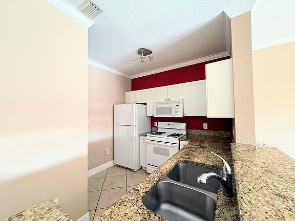 3rd image of 2705 Via Murano