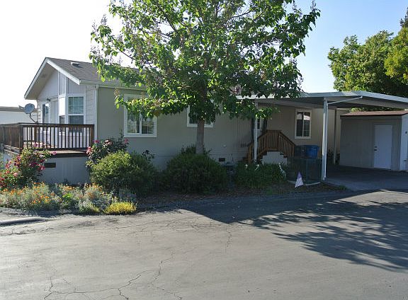 2nd image of 2900 Fairview Rd Spc 58