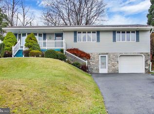 216 Ardmore Ave, Reading, PA 19607