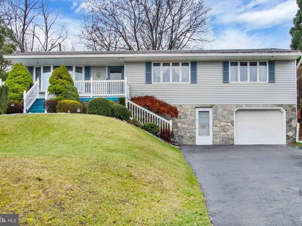 216 Ardmore Ave, Reading, PA 19607