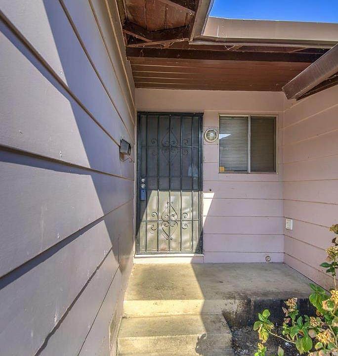 2nd image of 7557 Skelton Way