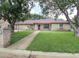 5504 Cypress Dr, Laredo, TX 78041