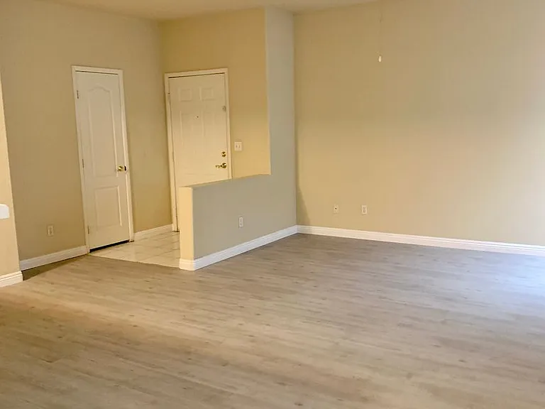 7705 Himalayas Ave #102 — Photo 11