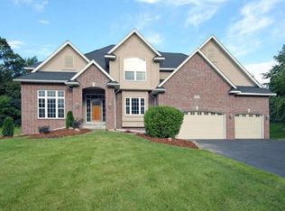 9218 Preston Pl, Eden Prairie, MN 55347