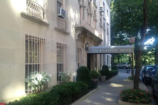 Sold by Corcoran | media 25