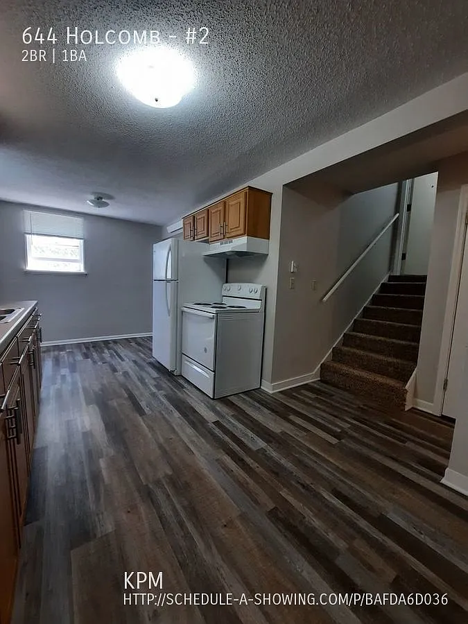 2 Bed | 1 Bath | Duplex | Dog Friendly — Photo 2