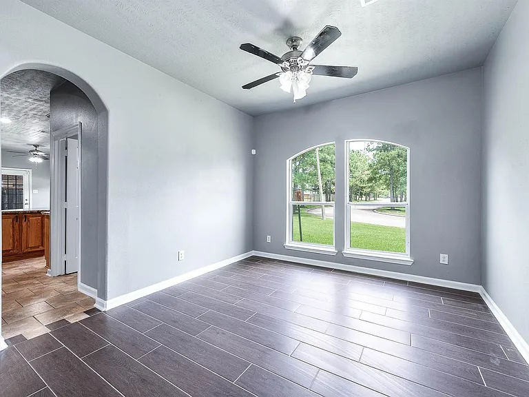 3720 Armand Dr — Photo 8