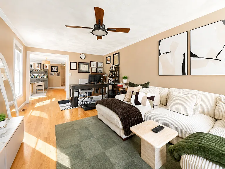 36 Middlesex Ave #3 — Photo 5