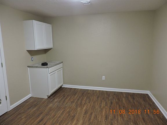 5th image of 3113 NW Kinyon Ave
