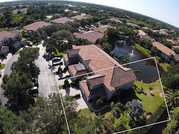 2nd image of 5243 Parisienne Pl #202