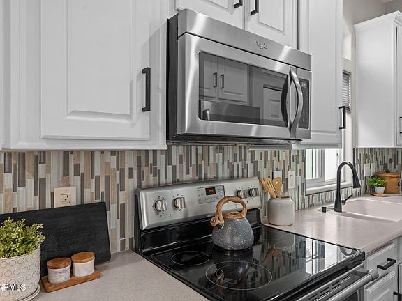 5th image of 2401 W SOUTHERN Avenue #106