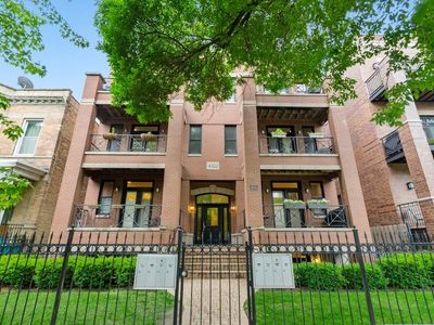 4322 N Ashland Ave APT 2N, Chicago, IL, 60613