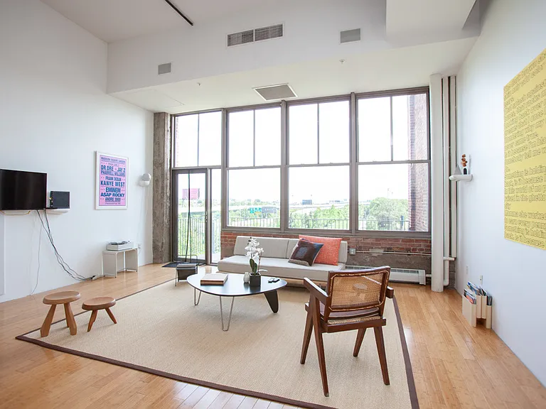 156 Porter St #319 — Photo 2