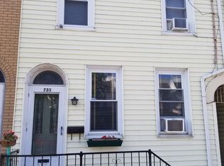 733 Walnut St, Columbia, PA 17512