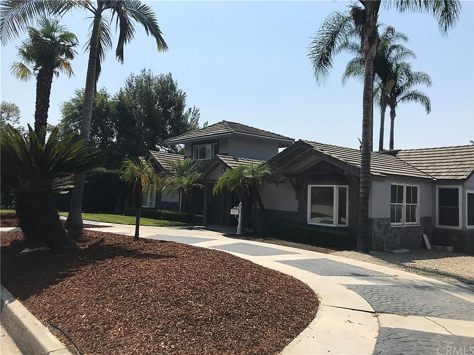 1st image of 624 Ramona Ave