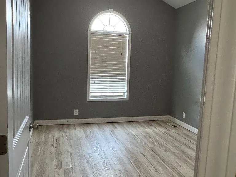 1715 W Crocus Dr — Photo 13