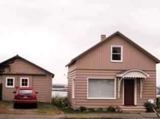 1009 Peace Portal Dr, Blaine, WA 98230