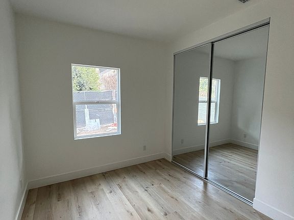 5th image of 16523 Estrella Ave